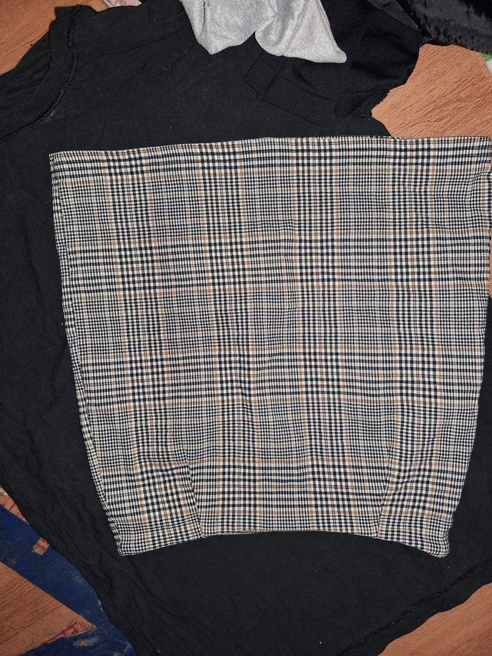 SHEIN Black and Tan Plaid Skirt